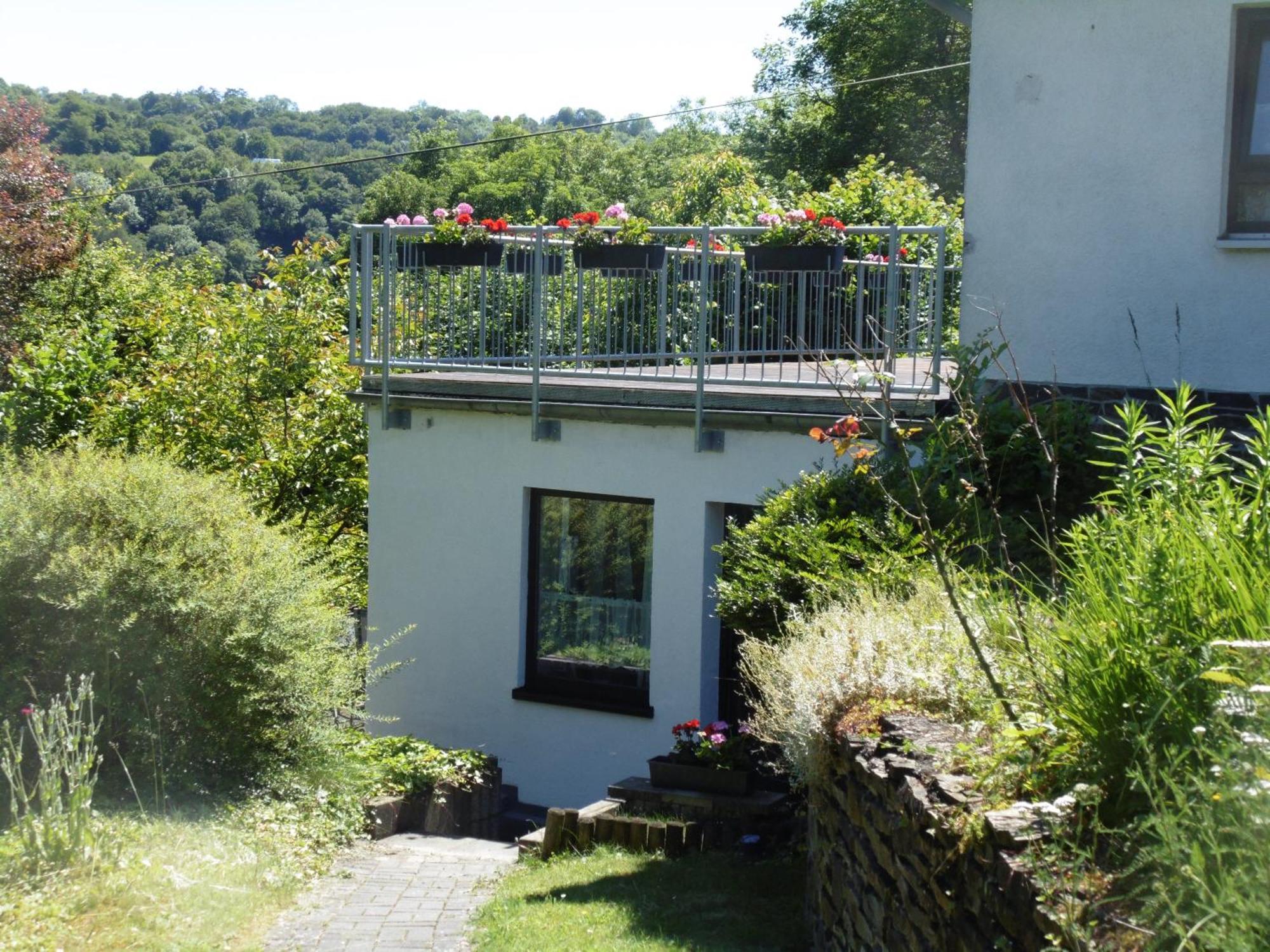 Ferienwohnung Schaefer Waldbreitbach エクステリア 写真